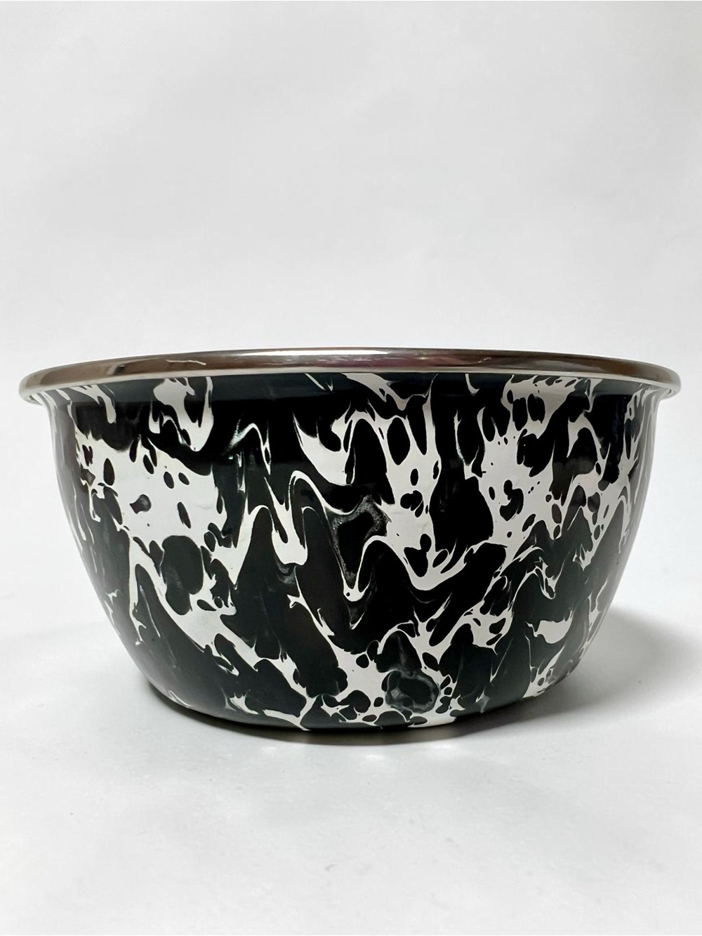 Set 4 Golden Rabbit Black White Swirl Enamelware Soup Cereal Bowls